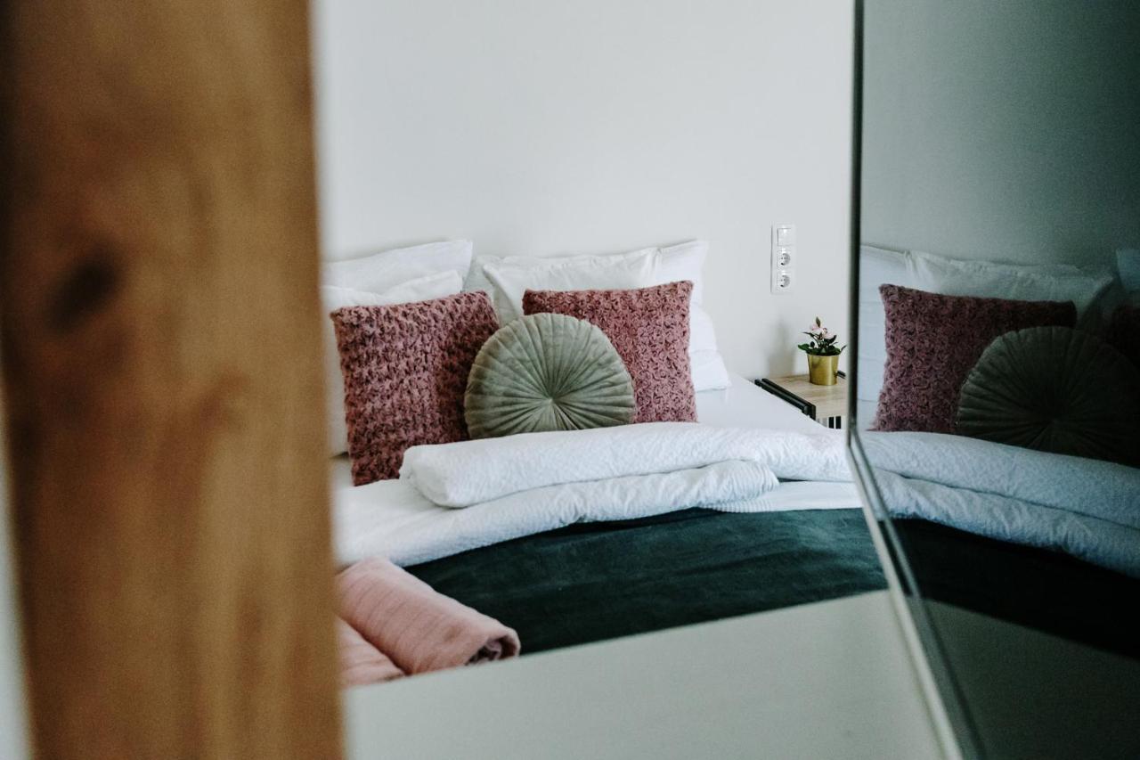 Smaragd Apartman Győr Esterno foto